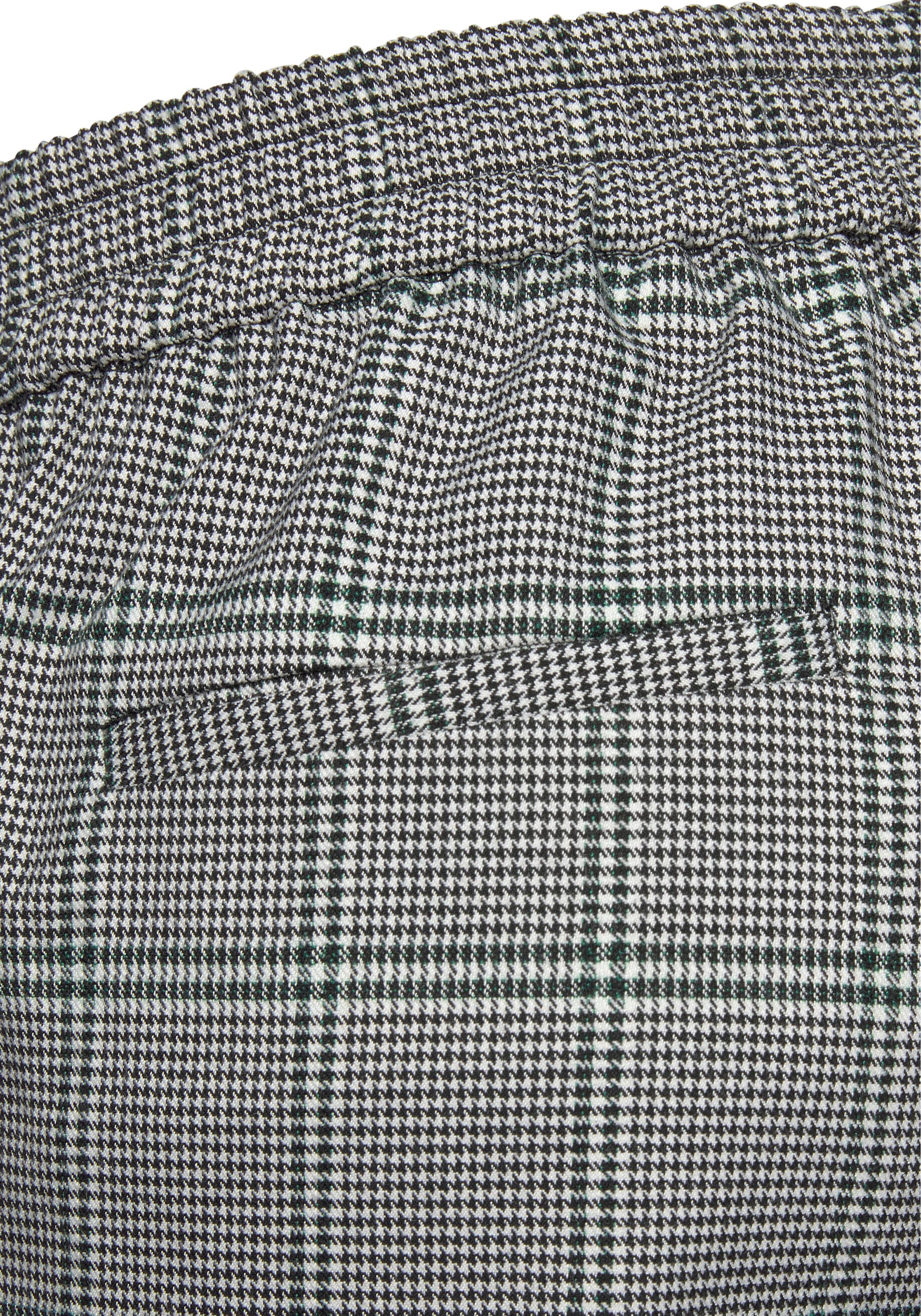 LASCANA Bikses zaļš / melns / balts