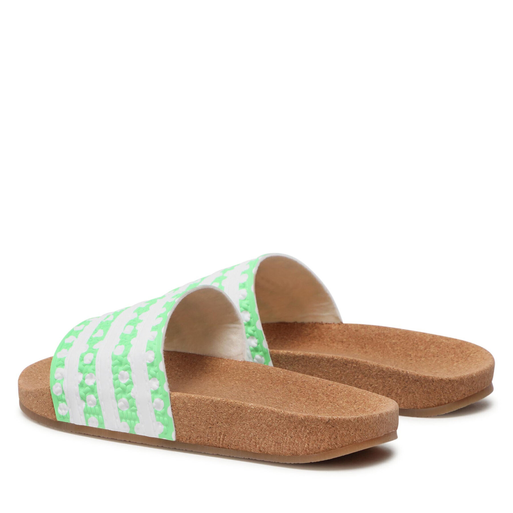 Iešļūcenes adidas