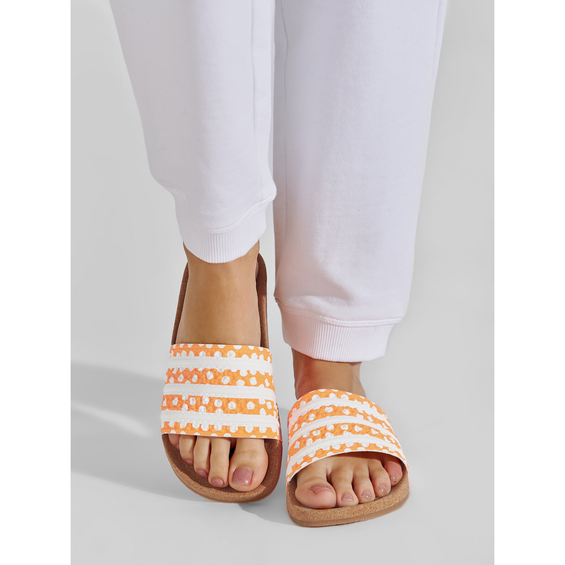 Iešļūcenes adidas