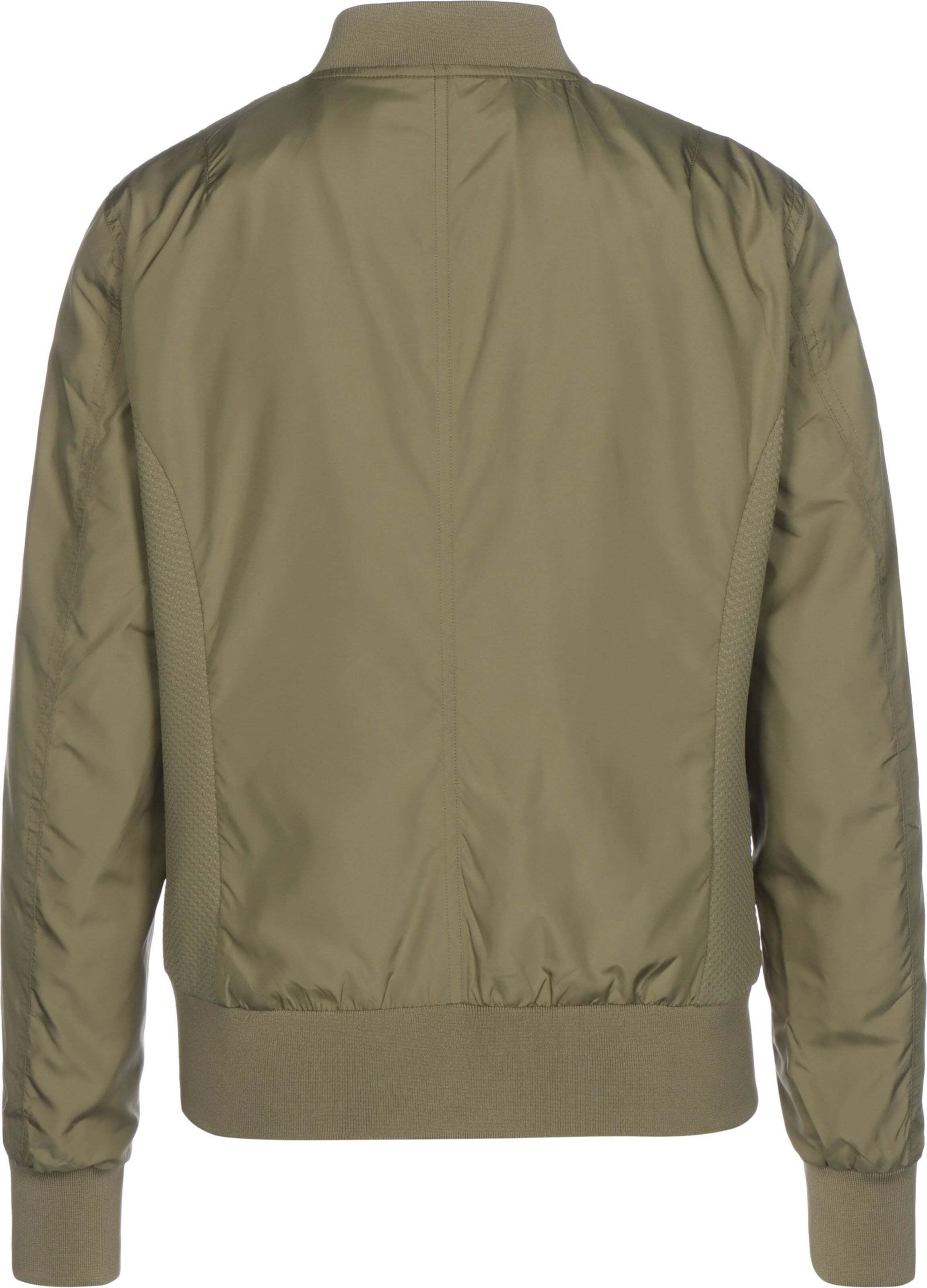 Urban Classics Starpsezonu jaka haki