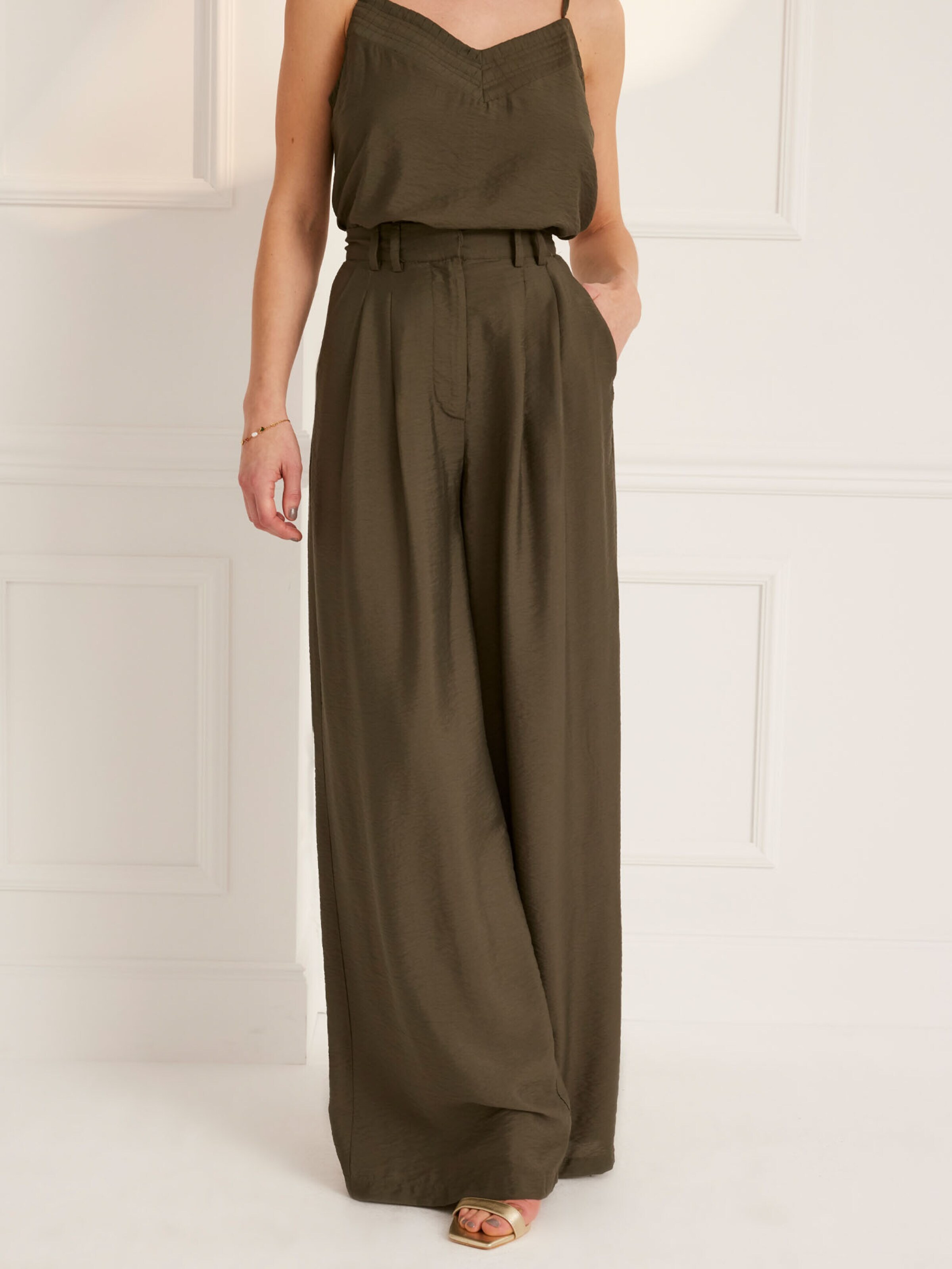 Guido Maria Kretschmer Women Klasiskas bikses 'Finja' olīvzaļš