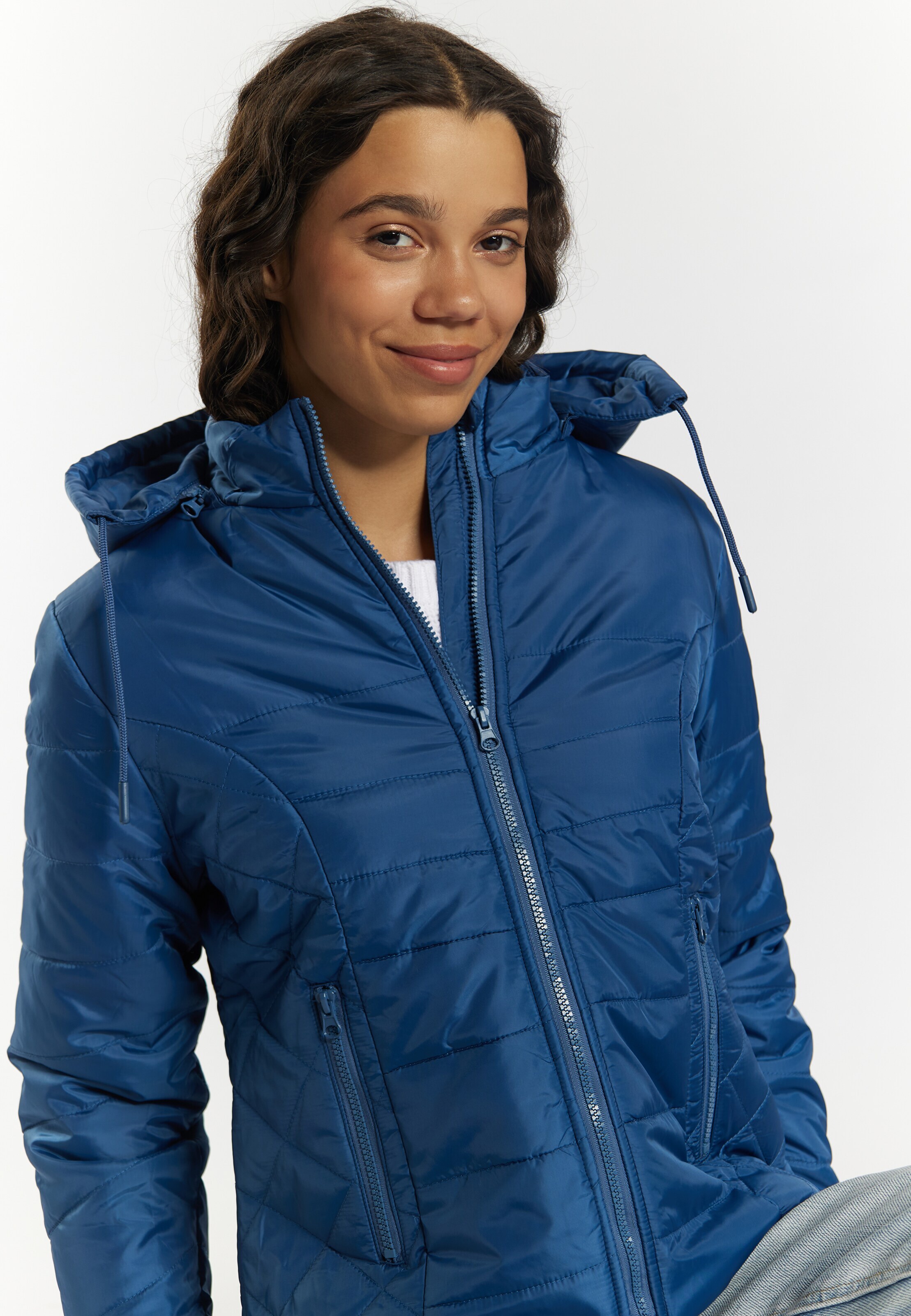 MYMO Starpsezonu jaka jūraszils