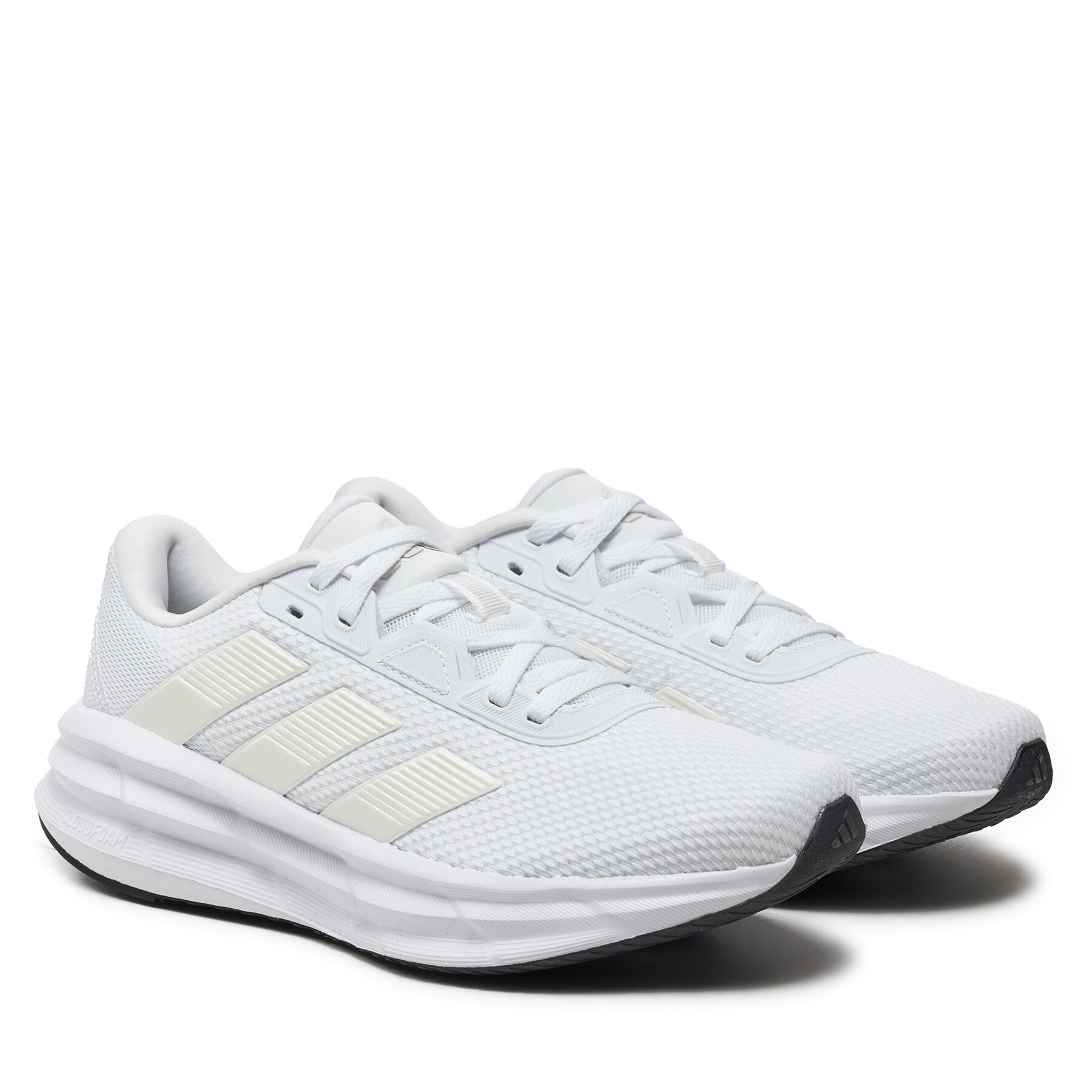 Skriešanas apavi adidas