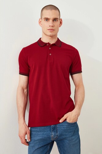collared polo