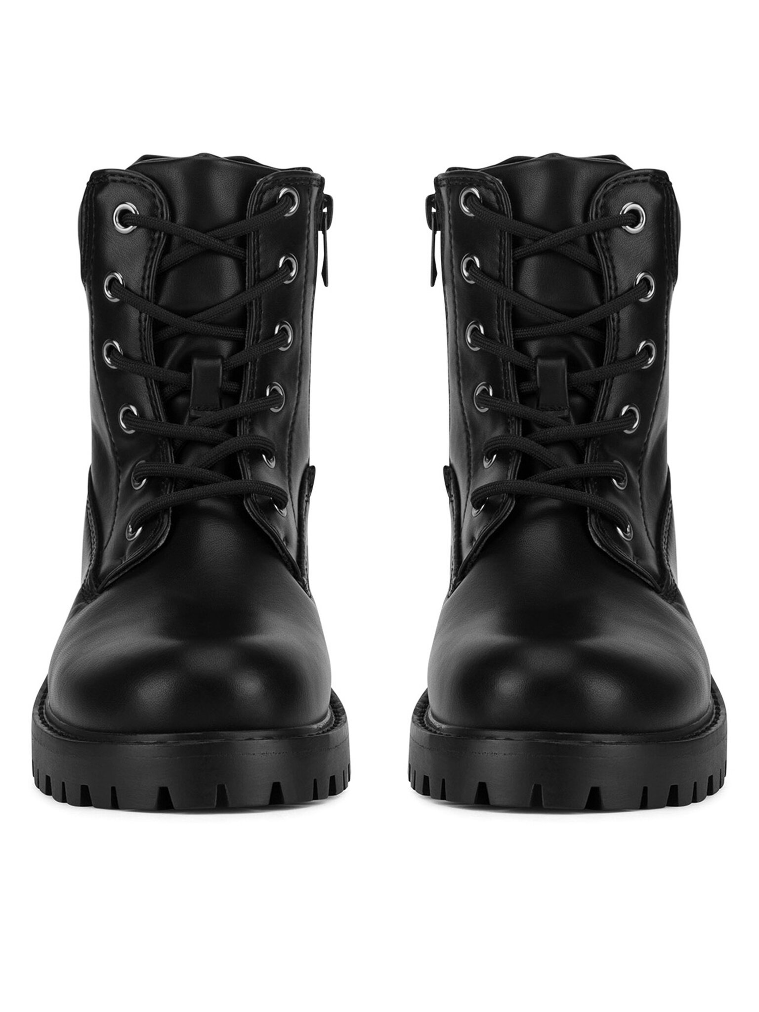 Puszābaki Clara Barson