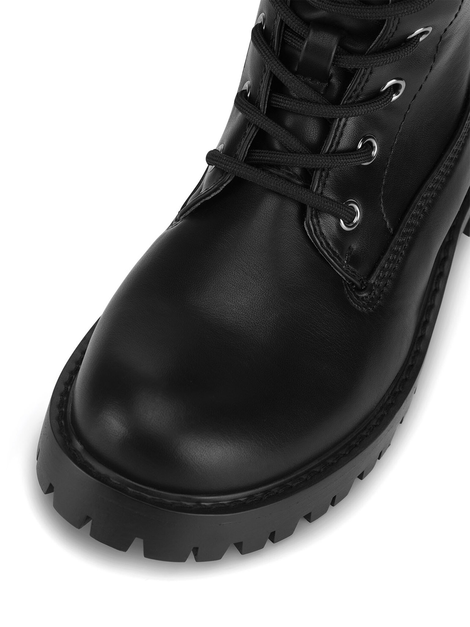 Puszābaki Clara Barson