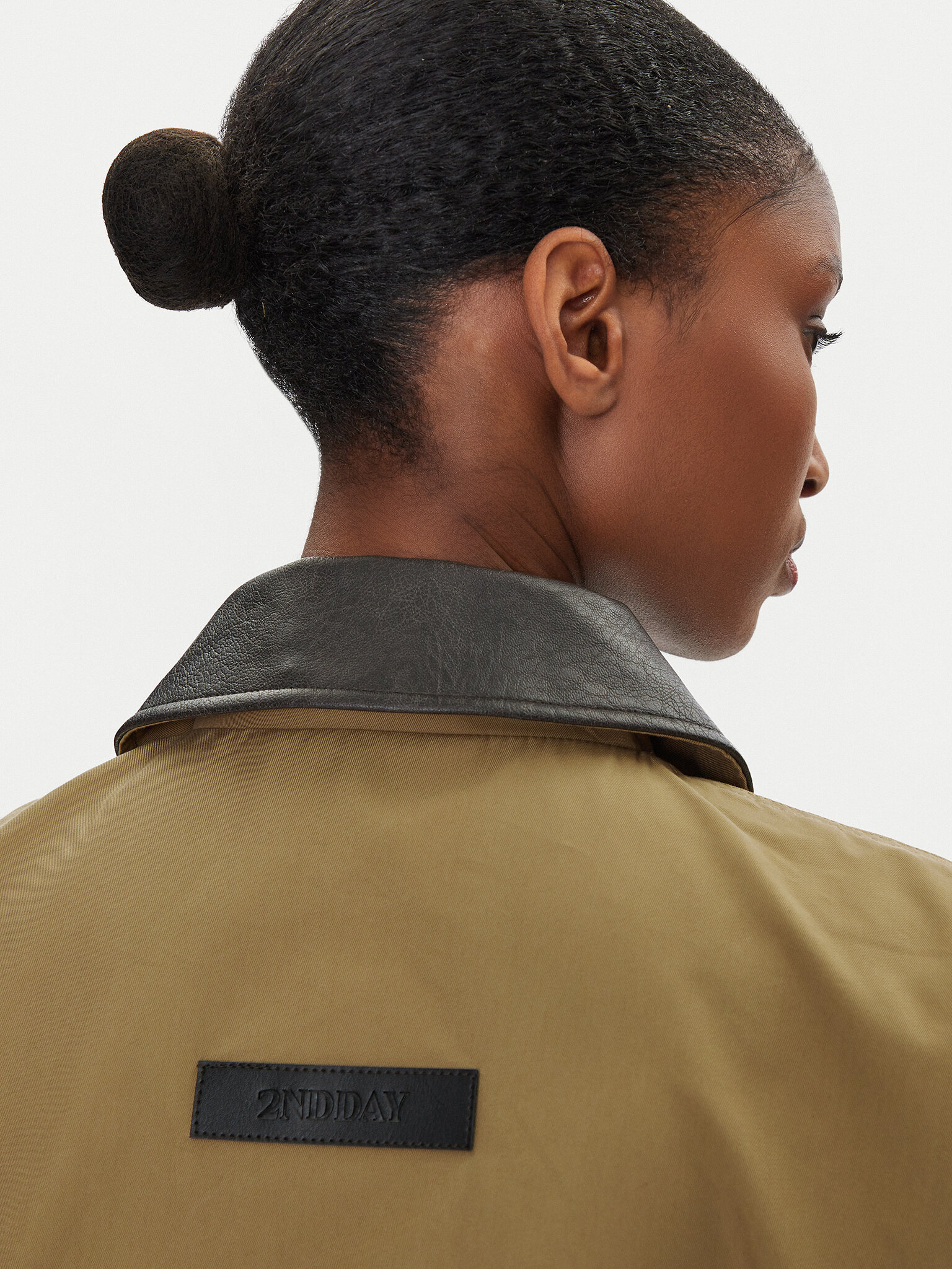 Pārejas mētelis 2NDDAY