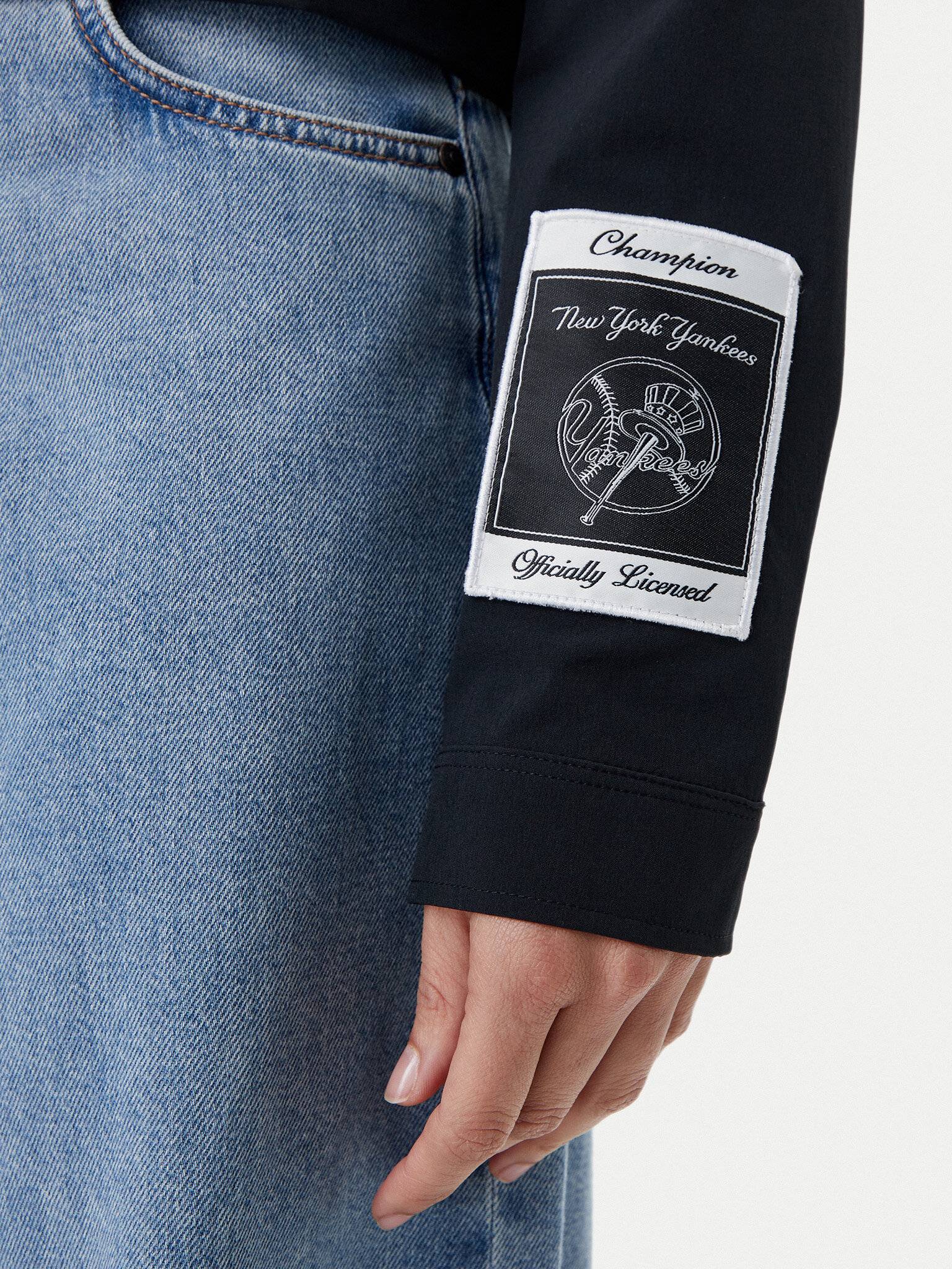 Pārejas jaka Champion