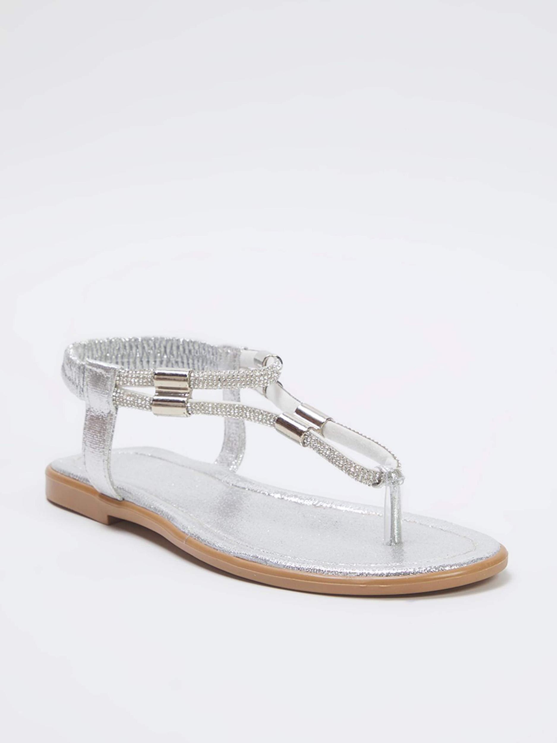 Trendyol Iešļūcenes ar pirkstu atdalītāju sudrabs