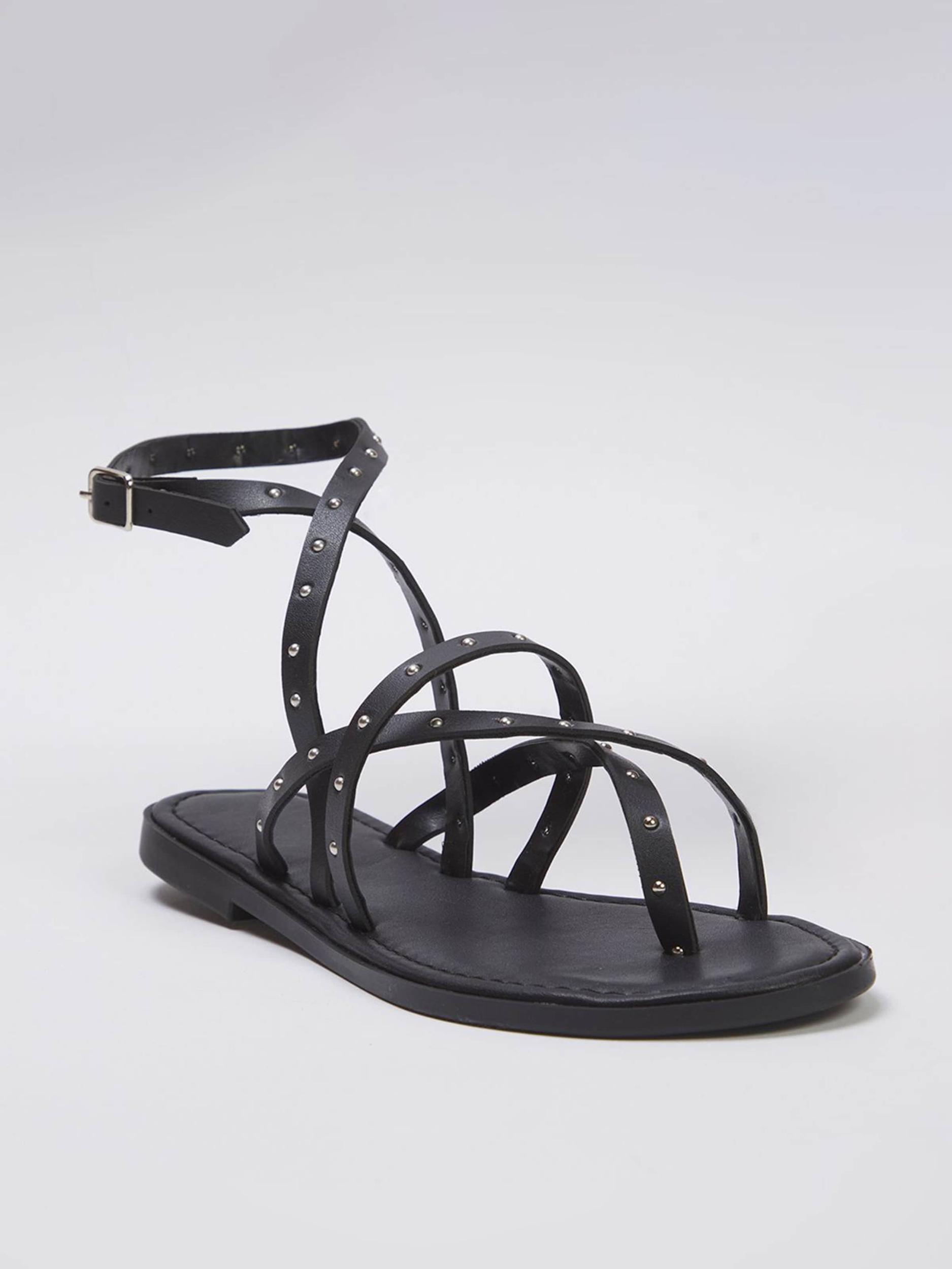 Trendyol Iešļūcenes ar pirkstu atdalītāju melns