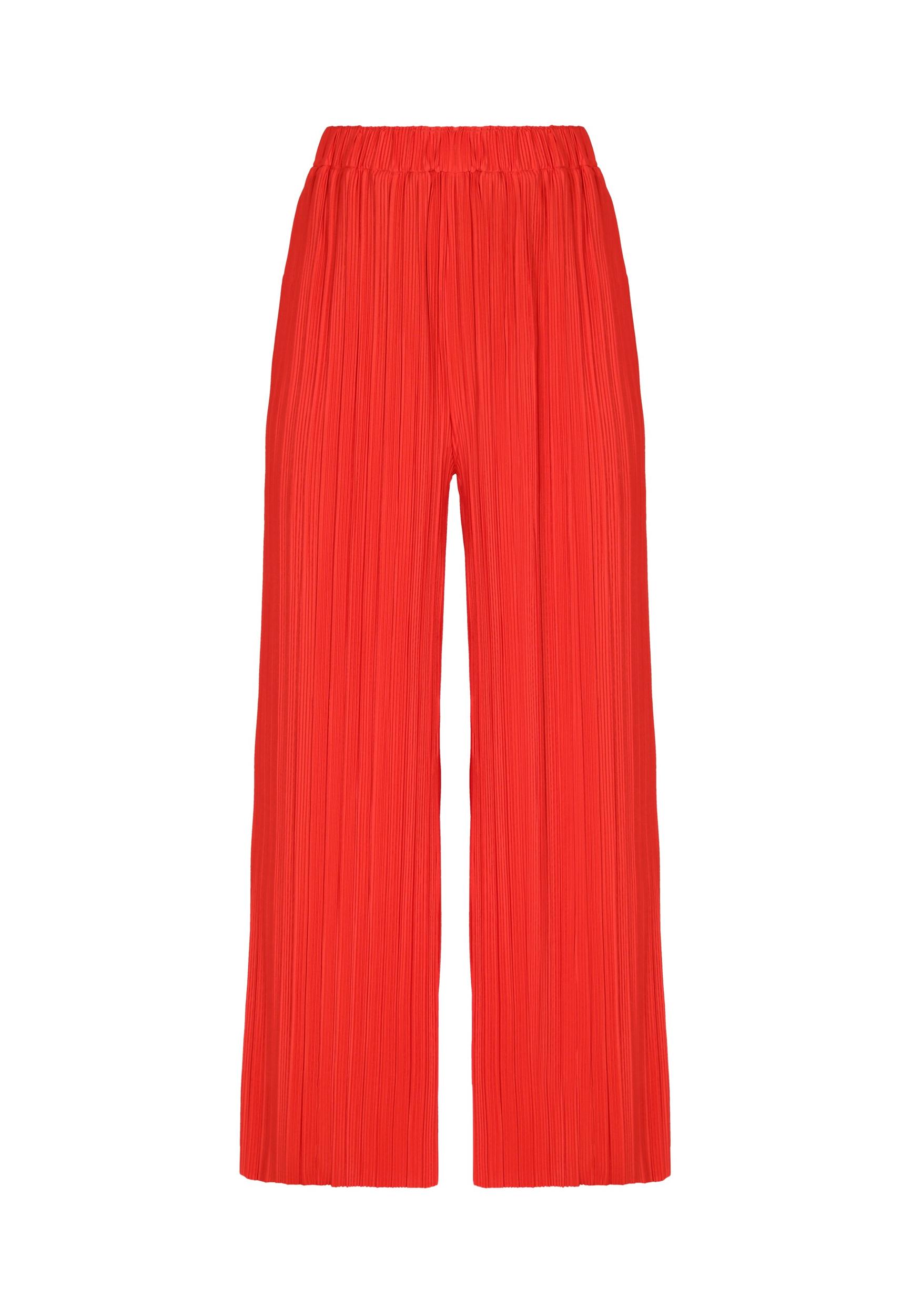 faina Bikses sarkans