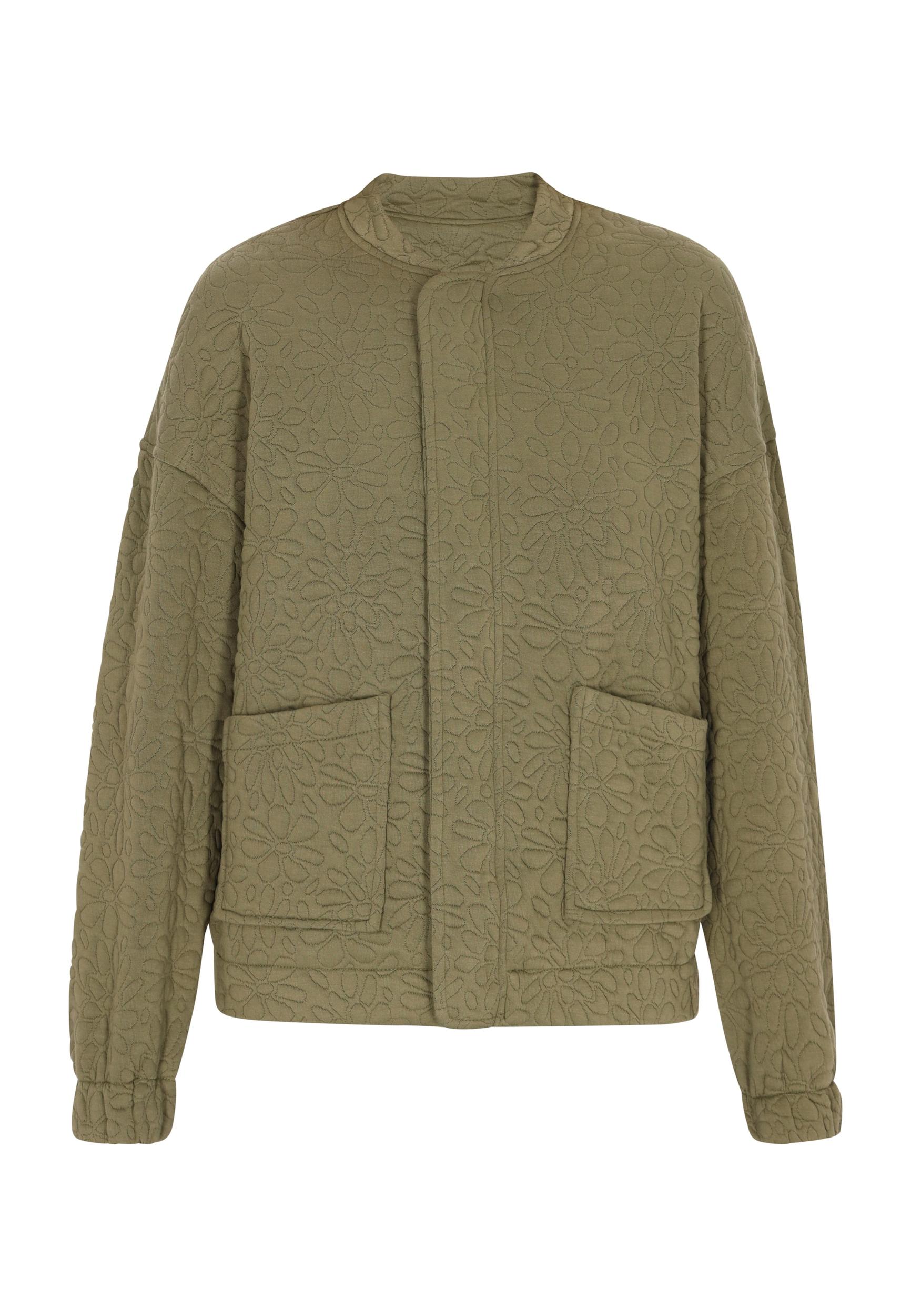 swirly Starpsezonu jaka zaļš