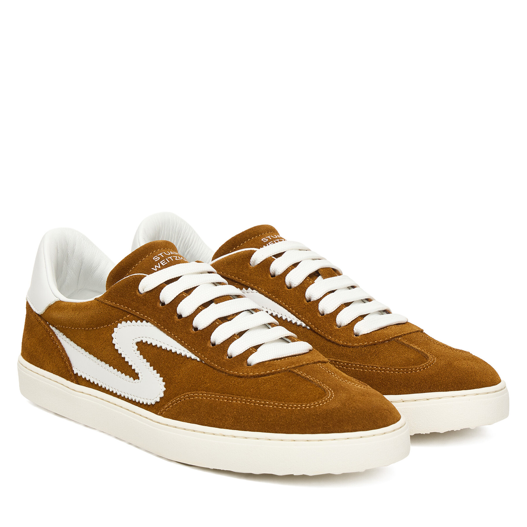 Snīkeri Stuart Weitzman