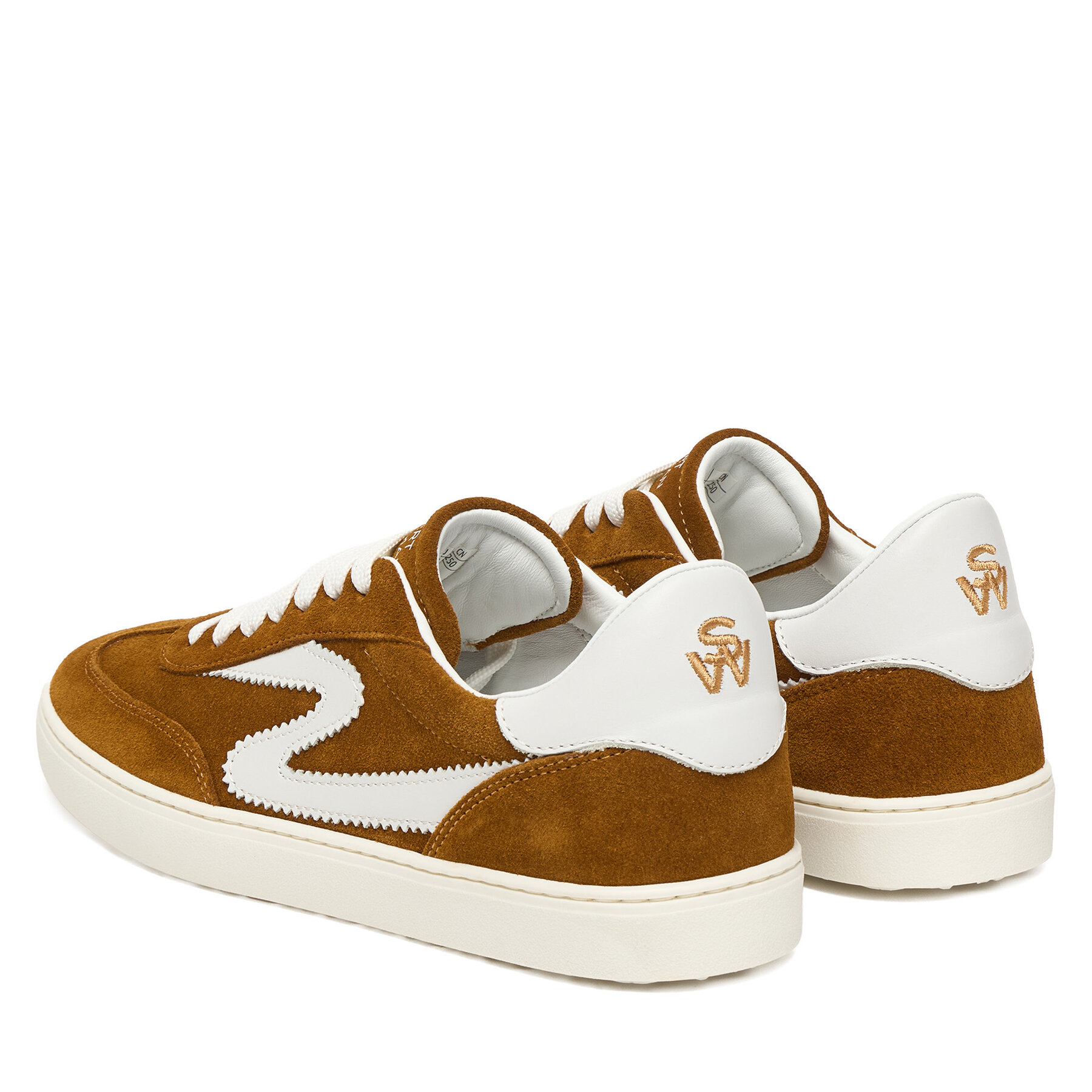 Snīkeri Stuart Weitzman