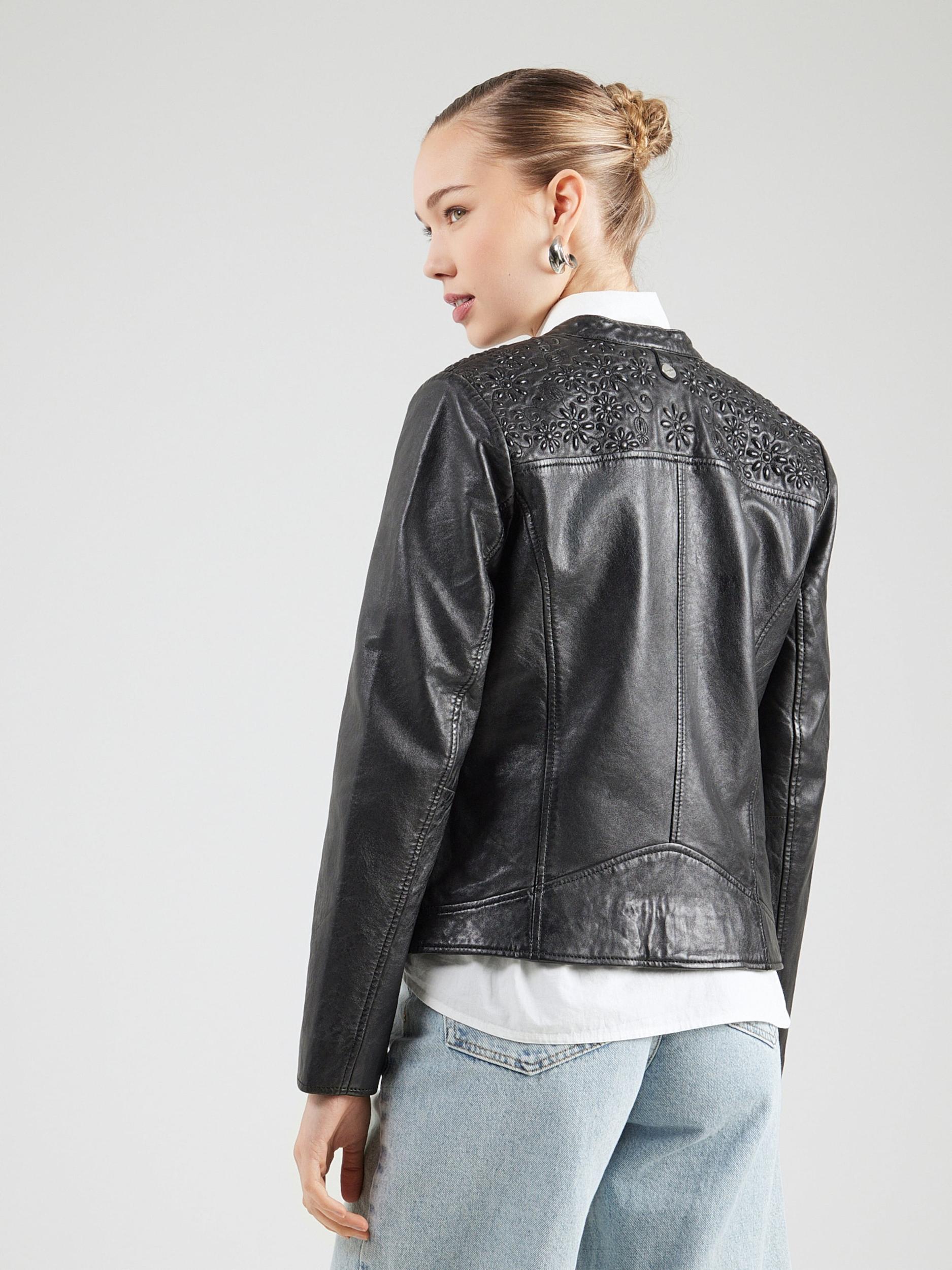 Mauritius Starpsezonu jaka 'Mabou' melns