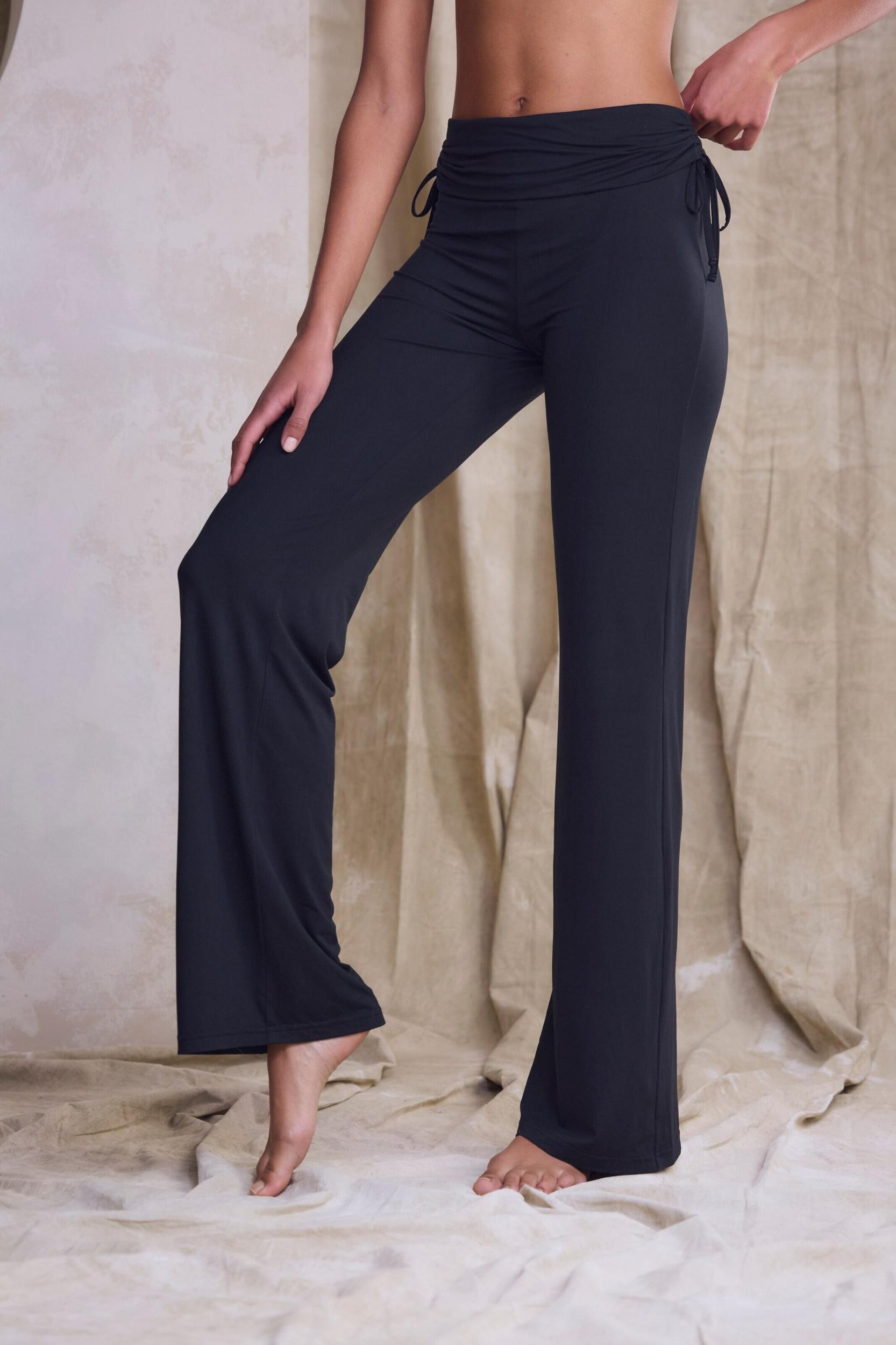 LASCANA Bikses melns