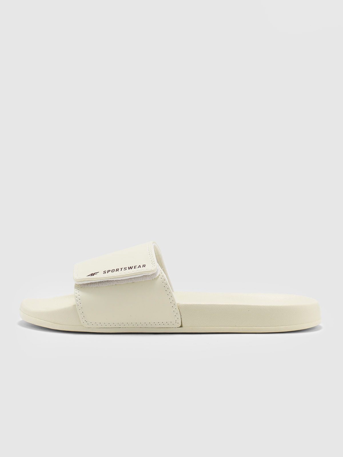 4F Sieviešu čības