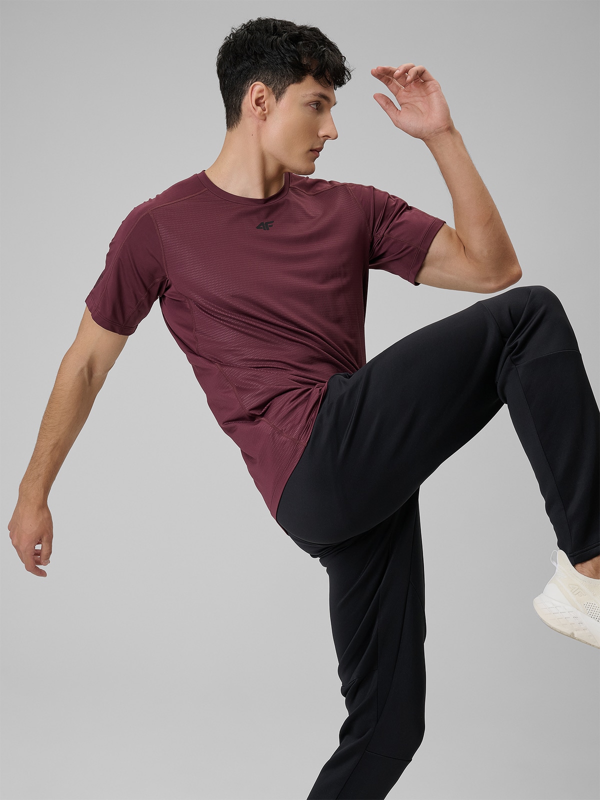 4F Vīriešu ātri žūstošs treniņu krekls regular - tumšsarkans