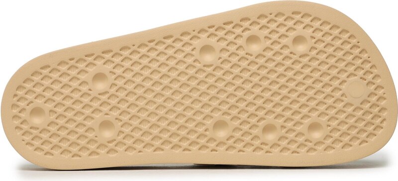 Iešļūcenes adidas