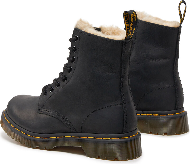 Šņorzābaki Dr. Martens