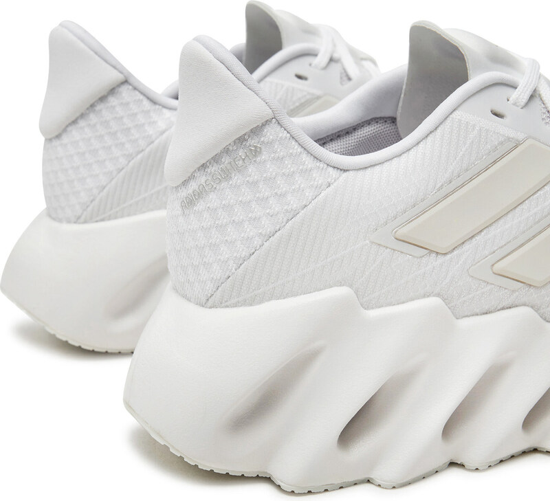 Skriešanas apavi adidas