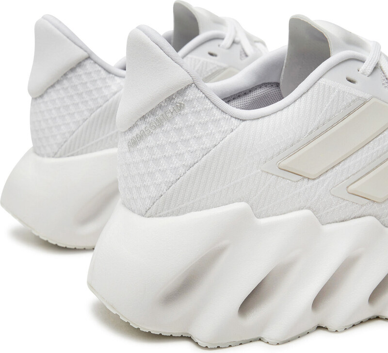 Skriešanas apavi adidas