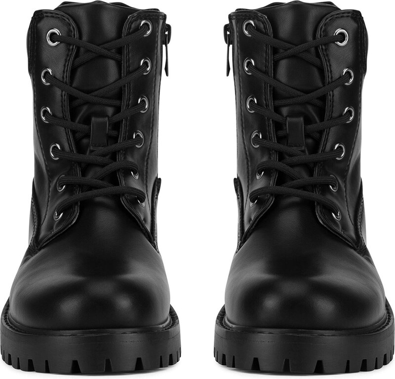 Puszābaki Clara Barson