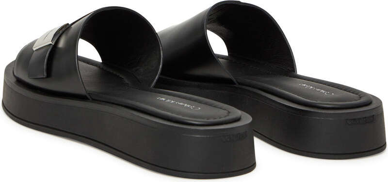 Iešļūcenes Calvin Klein