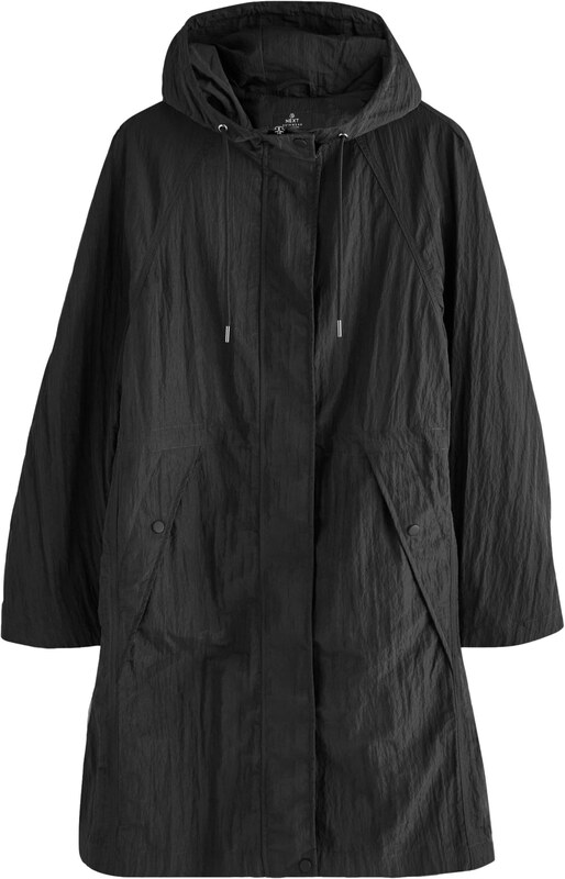 Next Starpsezonu jaka melns