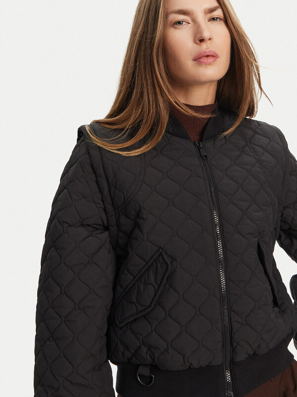 Bomber stila jaka Hunter