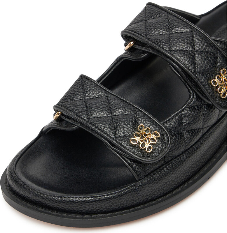 Iešļūcenes Nine West