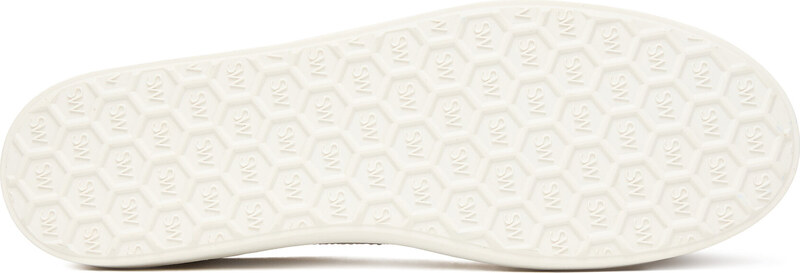 Snīkeri Stuart Weitzman