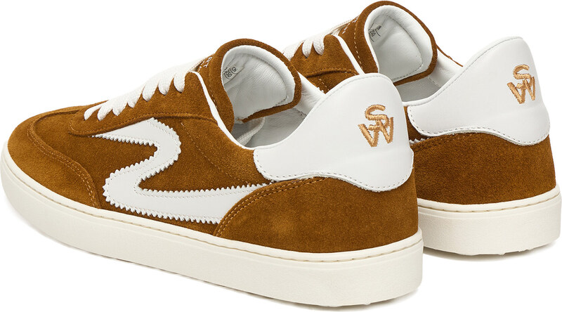 Snīkeri Stuart Weitzman