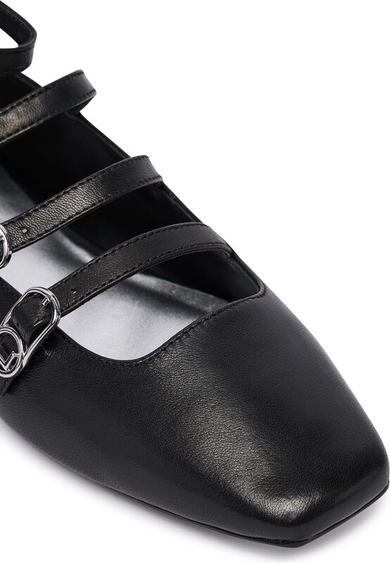 Balerīnas KARL LAGERFELD